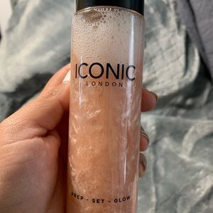 Iconic London Prep + Set + Glow